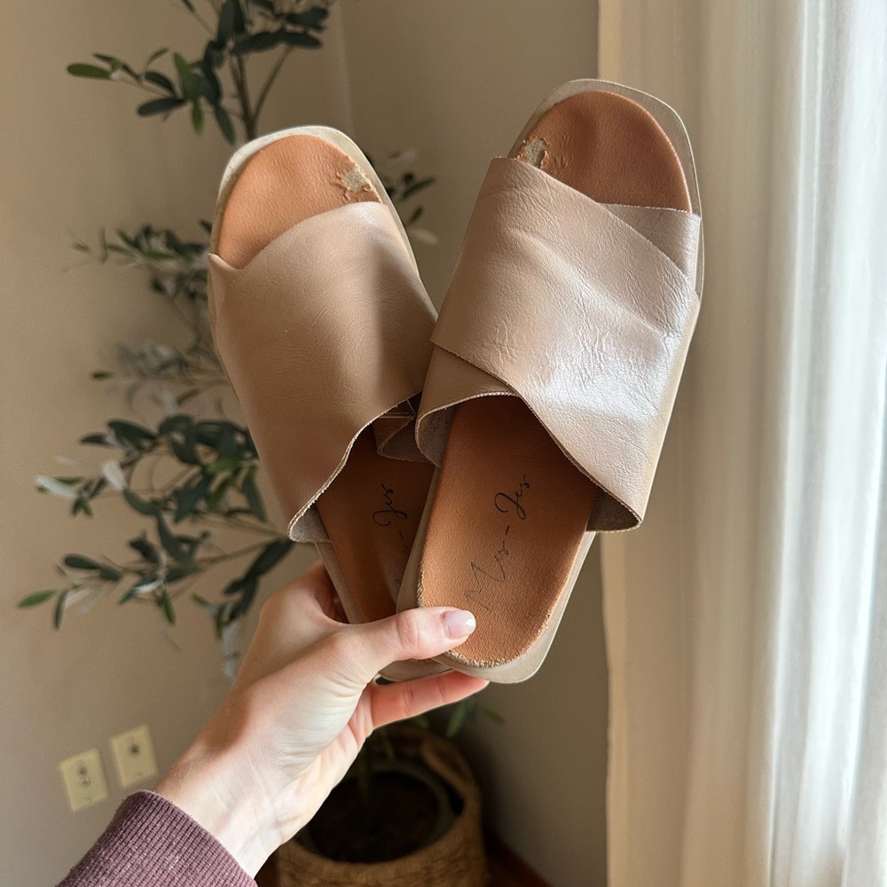 Tan Leather Women's Slide Sandals